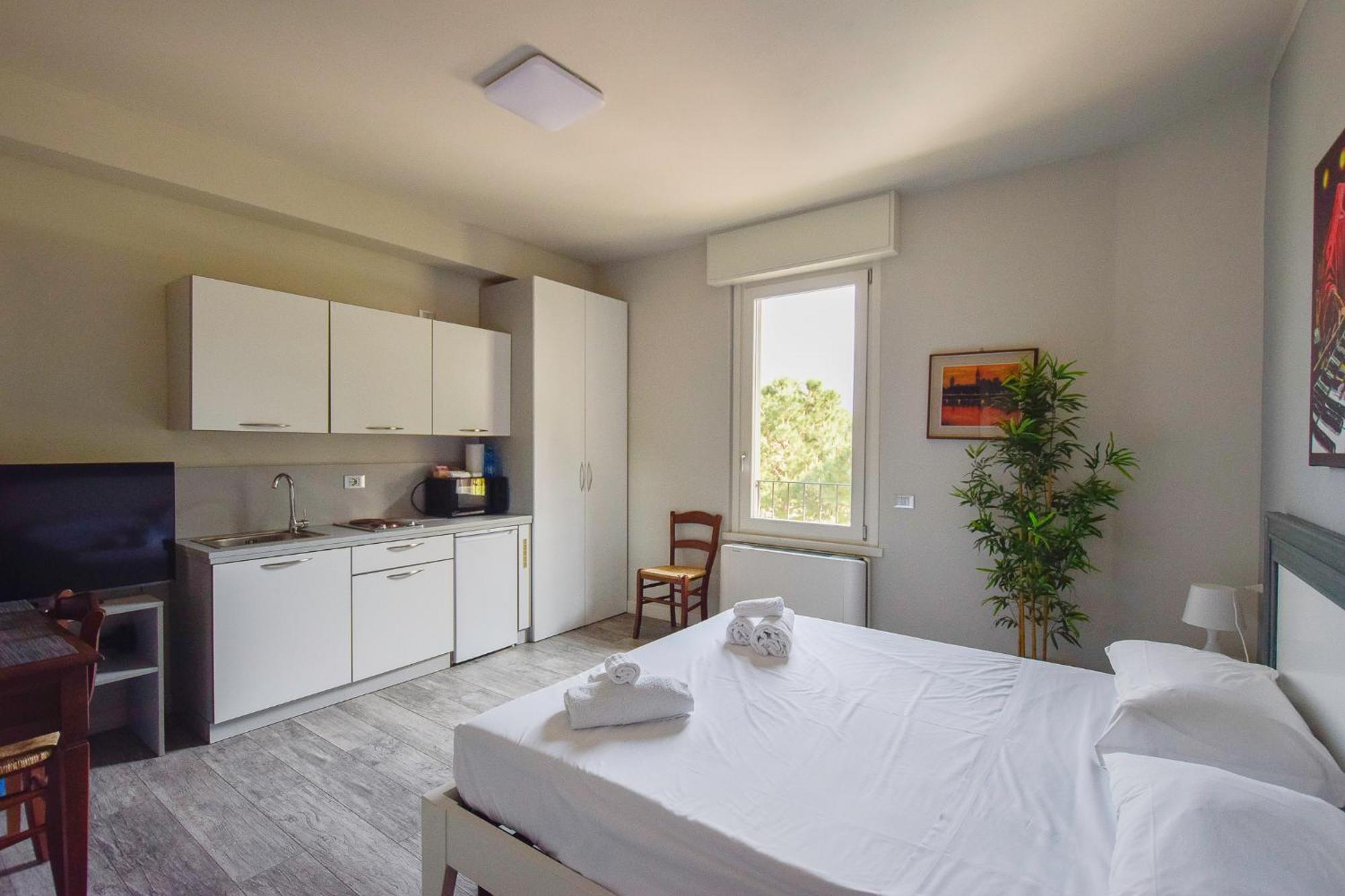 Villa Caterina Apartments By Wonderful Italy Desenzano del Garda Exterior photo